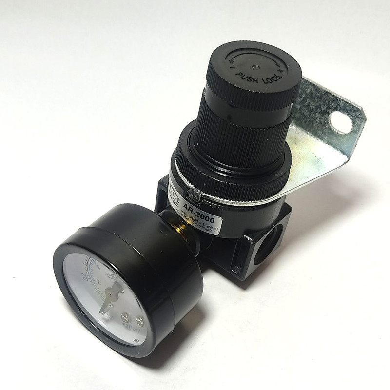 رگولاتور پنوماتیک تی ای سی مدل AR-2000-1/4