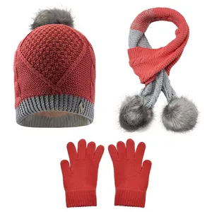 ست کلاه و شال گردن و دستکش بچگانه تارتن مدل 65010