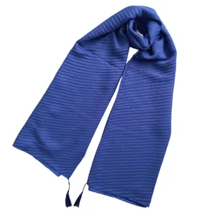 شال زنانه مدل نخی ساده پلیسه منگوله دار کد 135