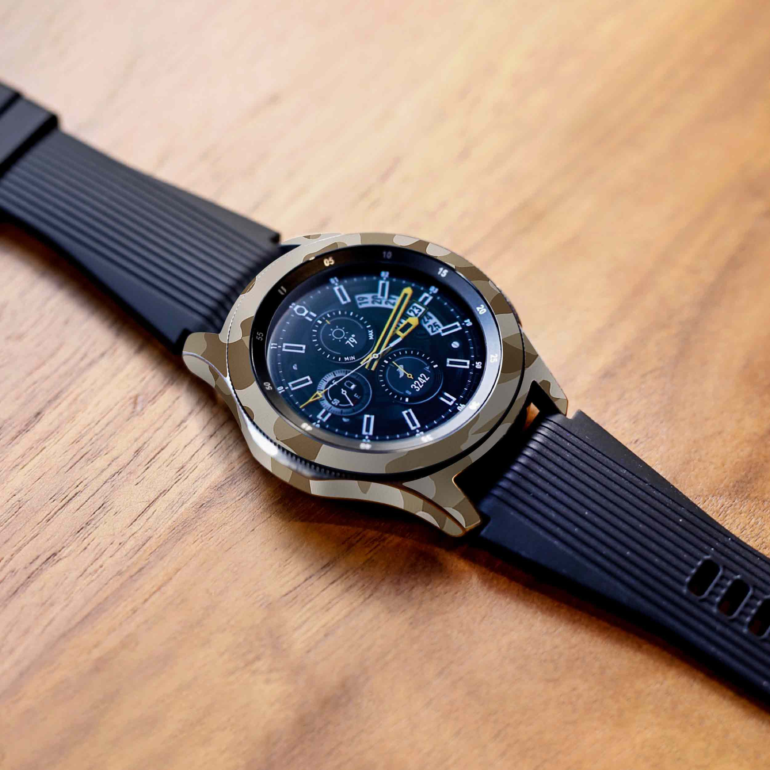 برچسب ماهوت طرح Army-Desert مناسب برای ساعت هوشمند سامسونگ Galaxy Watch 46mm