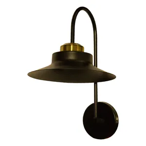 چراغ دیواری مدل W1077 BK