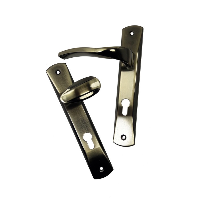 دستگیره در آوا در مدل CROUSE-R دستگیره در آوا در مدل CROUSE-R