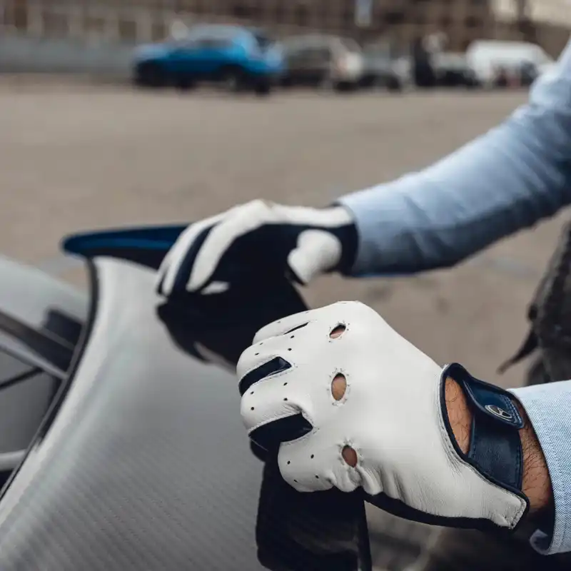 دستکش مدل رانندگی