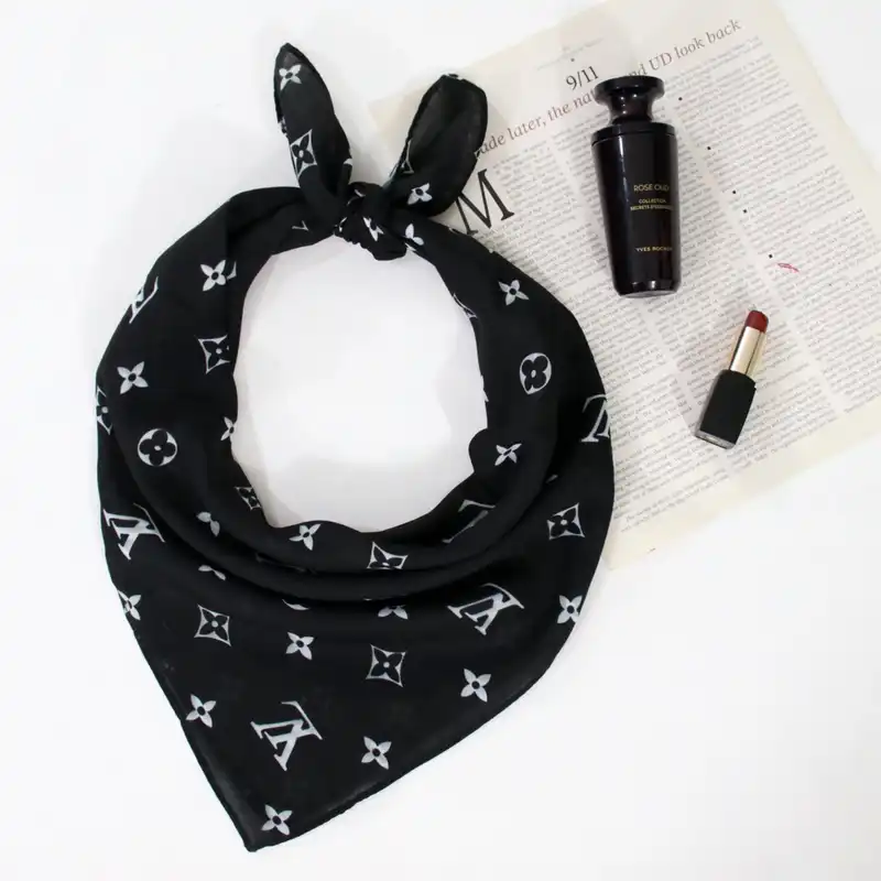 دستمال سر و گردن زنانه مدل مینی نخی طرح جدید کد ana-2507