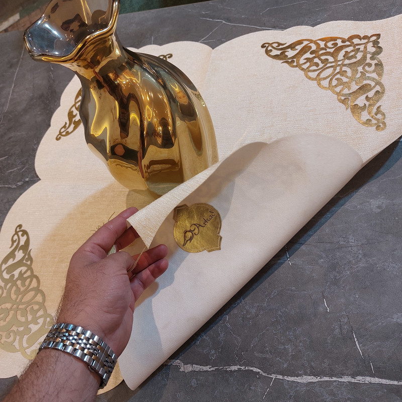 رومیزی طرح داماس کد 60cm