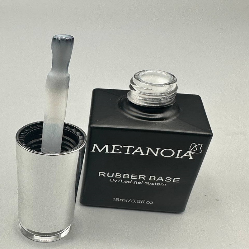 رابر بیس ناخن متانویا مدل MT02