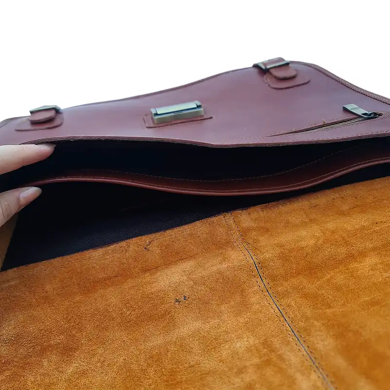 کیف اداری مدل آفاق چرم طبیعی گاوی کد A_9904