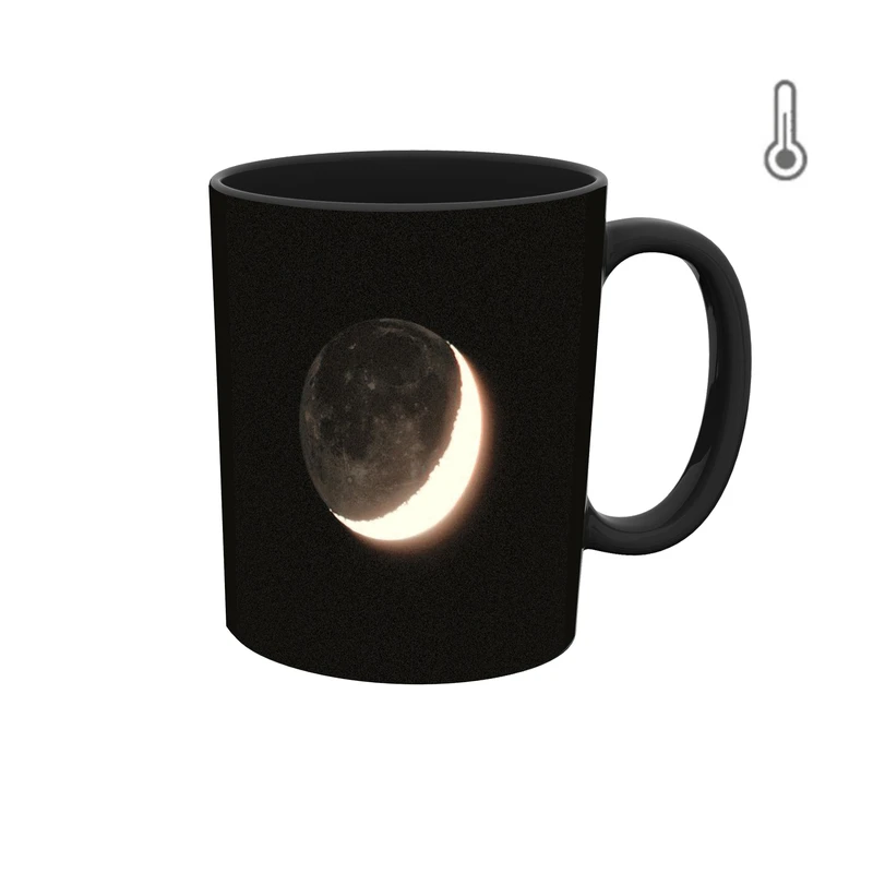 ماگ حرارتی طرح گرافیکی ماه 