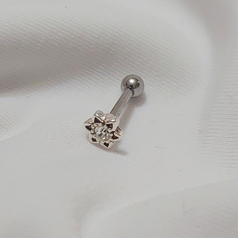 پیرسینگ نقره زنانه مدل خورشید