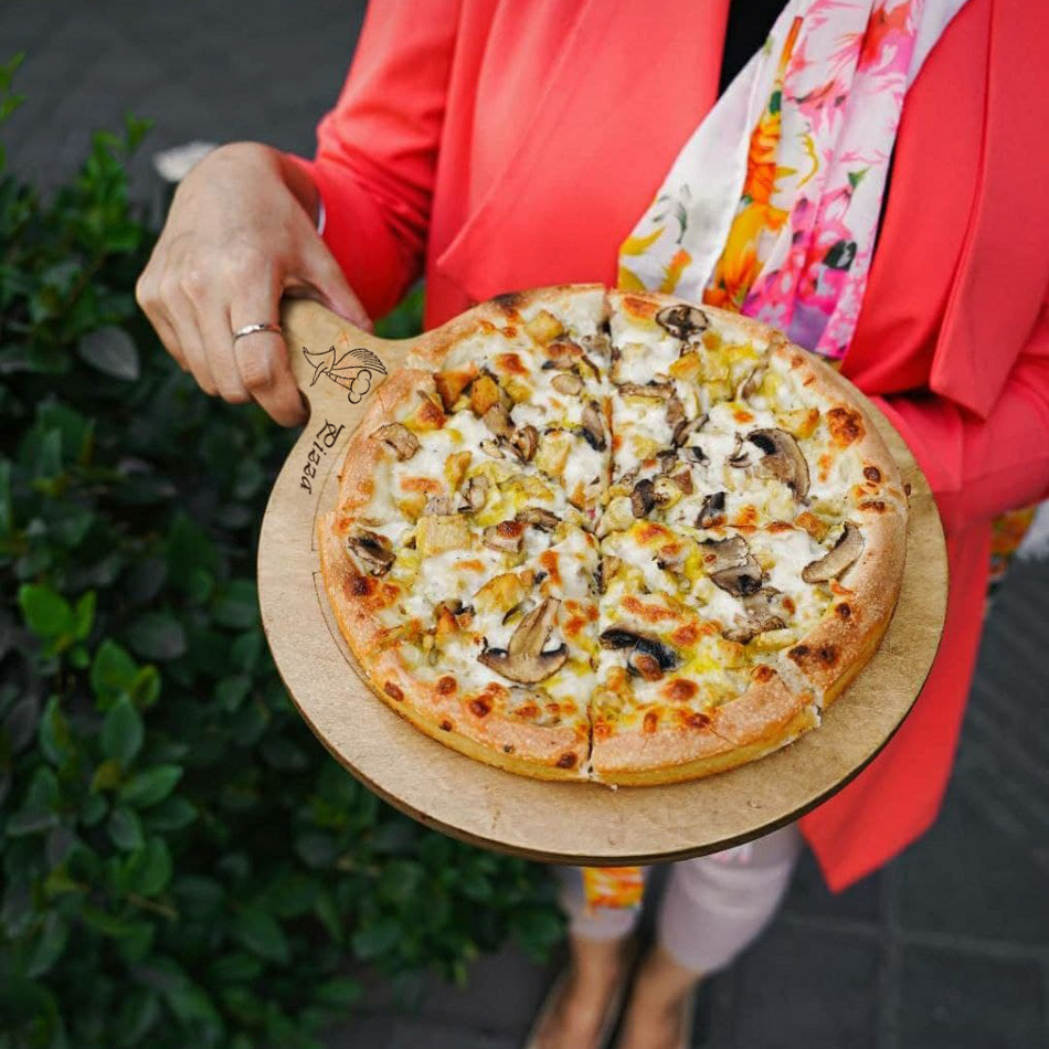 تخته سرو پیتزا مدل خانواده D32