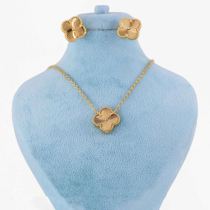 نیم ست زنانه زودیکا مدل تک گل کد AAA308