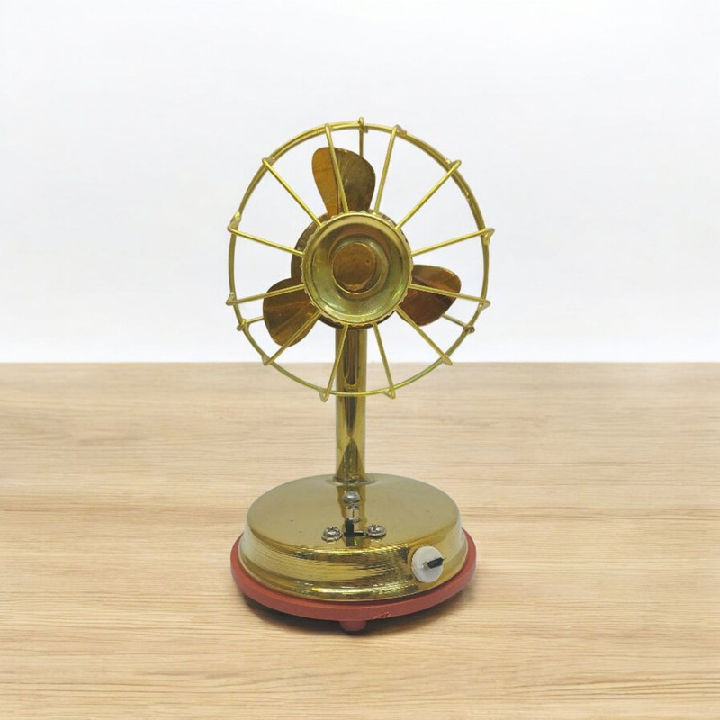 پنکه رومیزی مدل برنزی کد 083 ظرفیت 1000 میلی آمپر ساعت