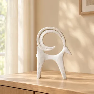 مجسمه دکوری مدل بز باستانی کاپرا کد P0250