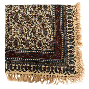 سفره قلمکار ممتاز سی دا کد GH01010 سایز 80 × 80 سانتی‌ متر