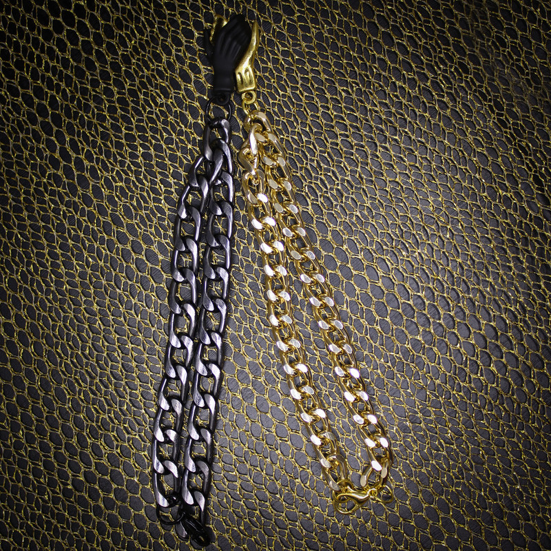 دستبند زنانه مدل مگنتی طرح دست کد 791 مجموعه 2 عددی