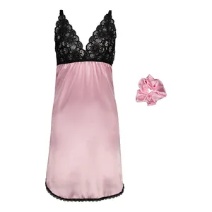 لباس خواب زنانه مدل ساتن 703-1 به همراه کش مو