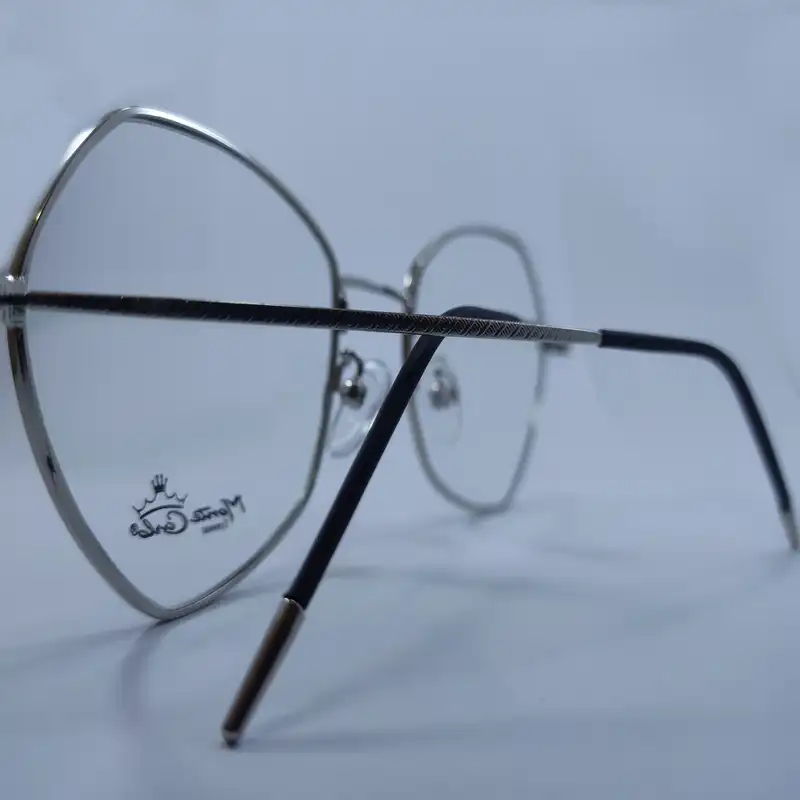 فریم عینک طبی مونته کارلو مدل 66017 کد 111