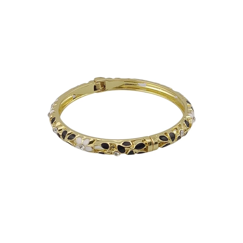 دستبند النگویی زنانه مدل t88