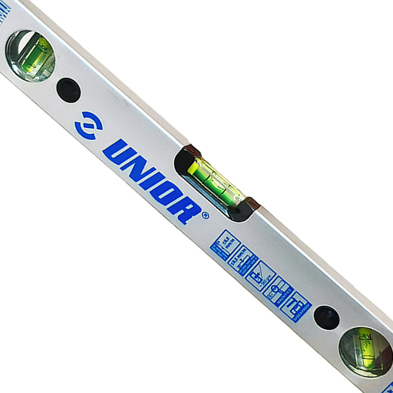 تراز یونیور مدل AT-0400