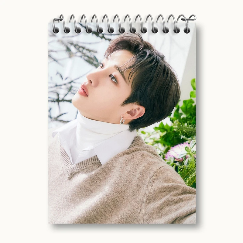 دفتر یادداشت 50 برگ خندالو مدل بنگ چان گروه استری کیدز Stary Kids کد 16943