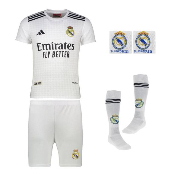 ست 5 تکه لباس ورزشی پسرانه مدل رئال مادرید طرح امباپه کد 2025