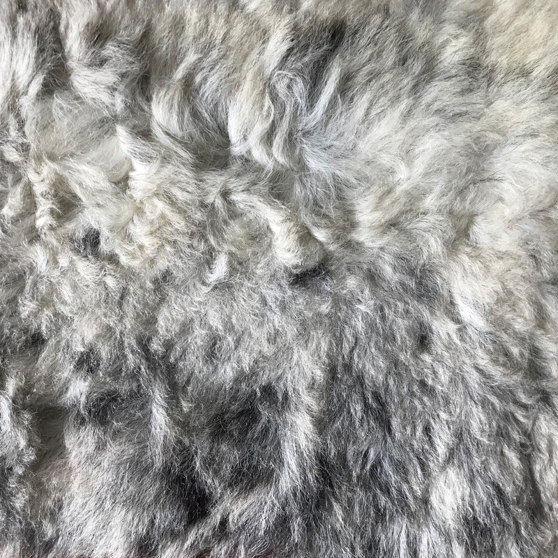 فرش پوست انارکارپت مدل خز طبیعی گوسفند کد GN 117 فرش پوست انارکارپت مدل خز طبیعی گوسفند کد GN 117