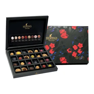 شکلات کادویی گل قرمز مرداس - 290 گرم