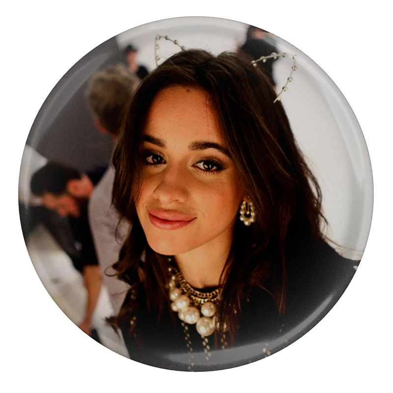 مگنت طرح خواننده گروه فیفت هارمونی کارلا کامیلا کبیو مدل S7224 