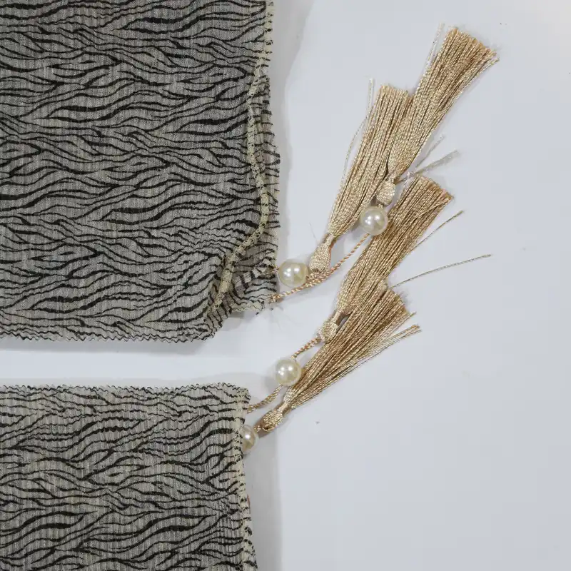 شال زنانه مدل خط دار کد A26