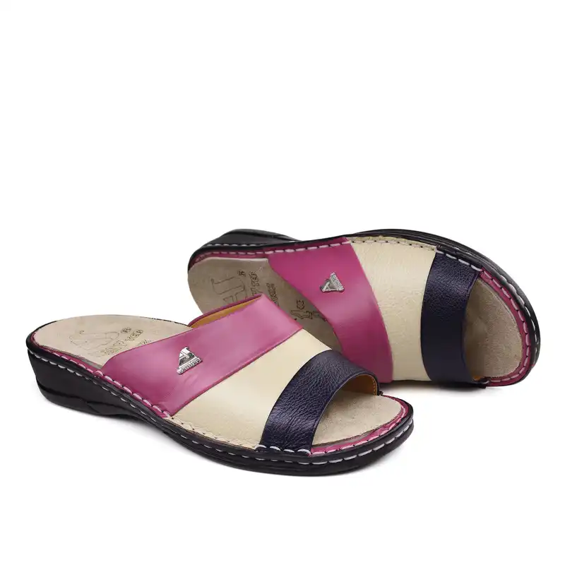 دمپایی زنانه آرای طب مدل پارلا کد 70