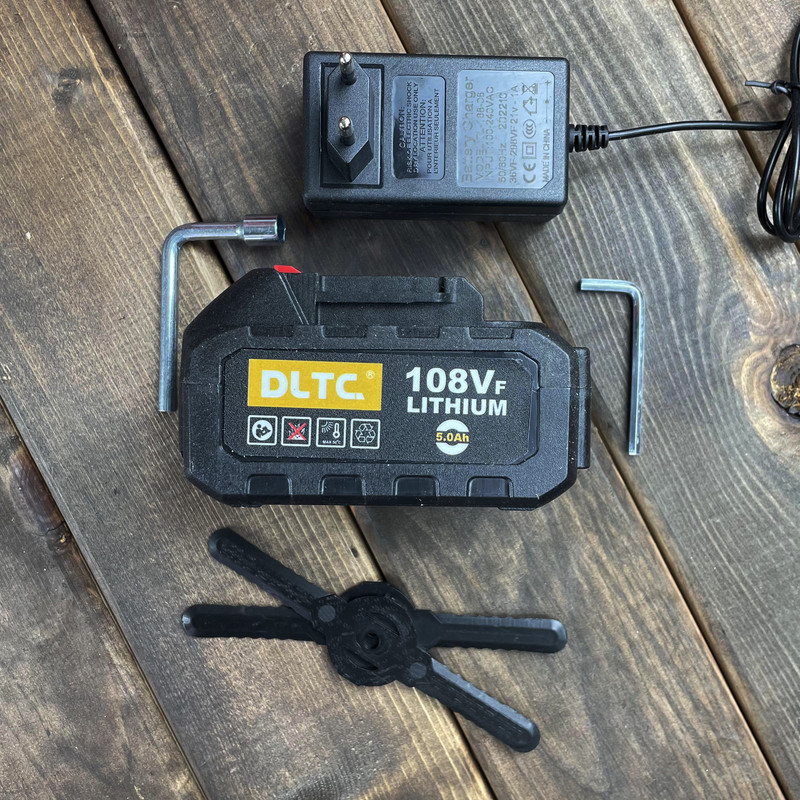 علف زن شارژی دی ال تی سی مدل 800 علف زن شارژی دی ال تی سی مدل 800