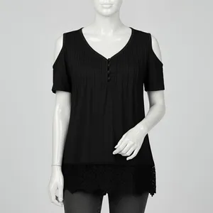 بلوز آستین کوتاه یقه گرد زنانه مدل نخی گیپوردار رنگ مشکی