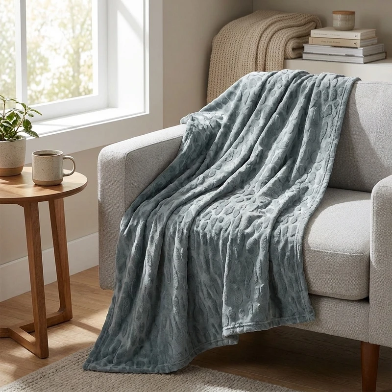عکس شماره 2 : پتومسافرتی کوکو جم مدل مخمل سنگی سایز 150x220 سانتی متر