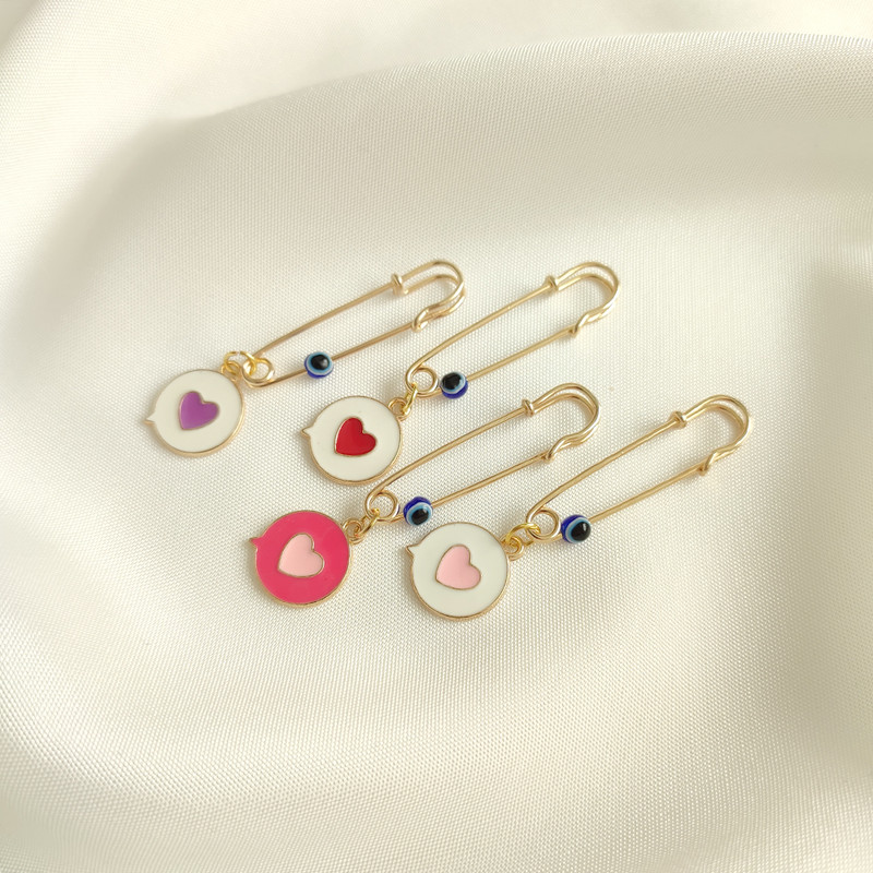 سنجاق سینه دخترانه لیمونار گالری مدل قلب نوتیفیکیشن