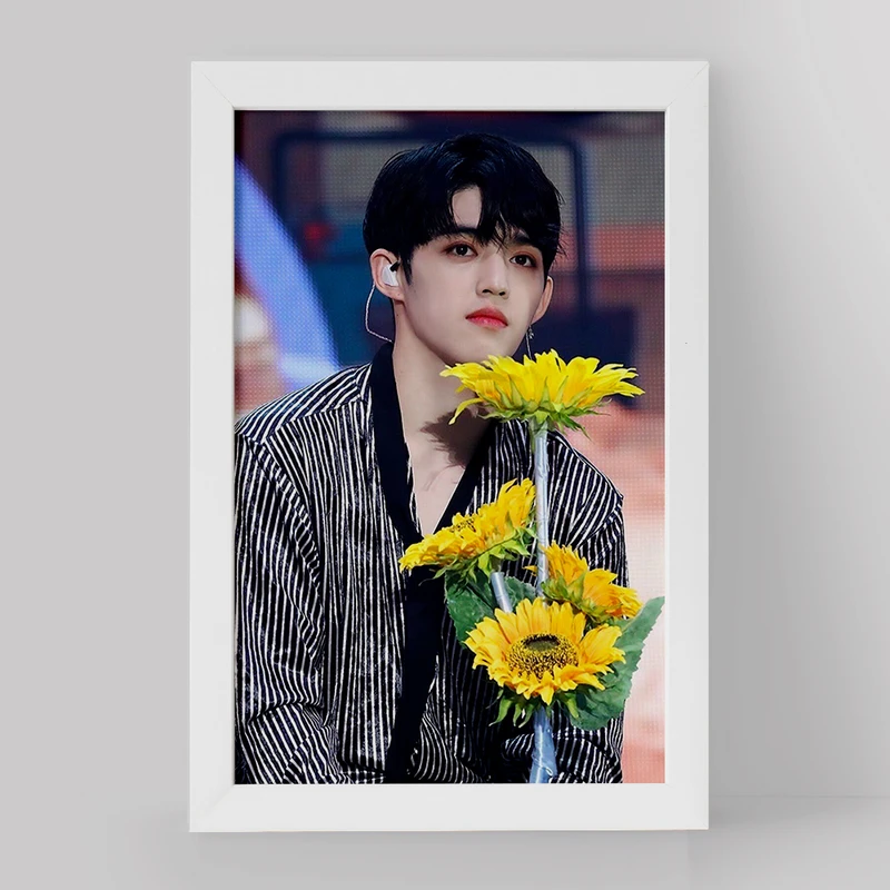 تابلو خندالو مدل اس کوپس گروه سونتین Seventeen کد 21560