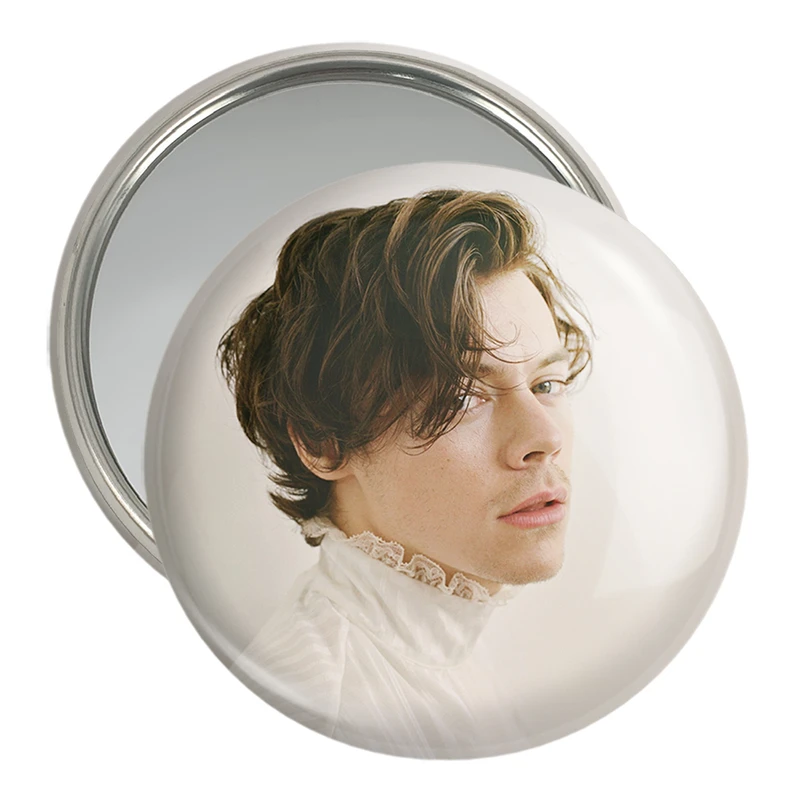 آینه جیبی خندالو مدل هری استایلز گروه موسیقی وان دایرکشن One Direction کد 18950