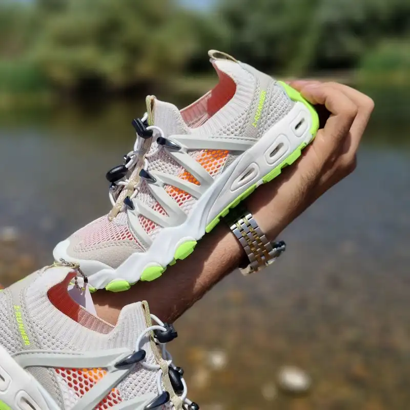 کفش پیاده روی زنانه آی-رانر مدل S2095