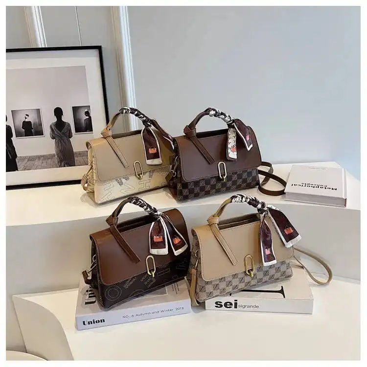 کیف دوشی زنانه مدل fd-50