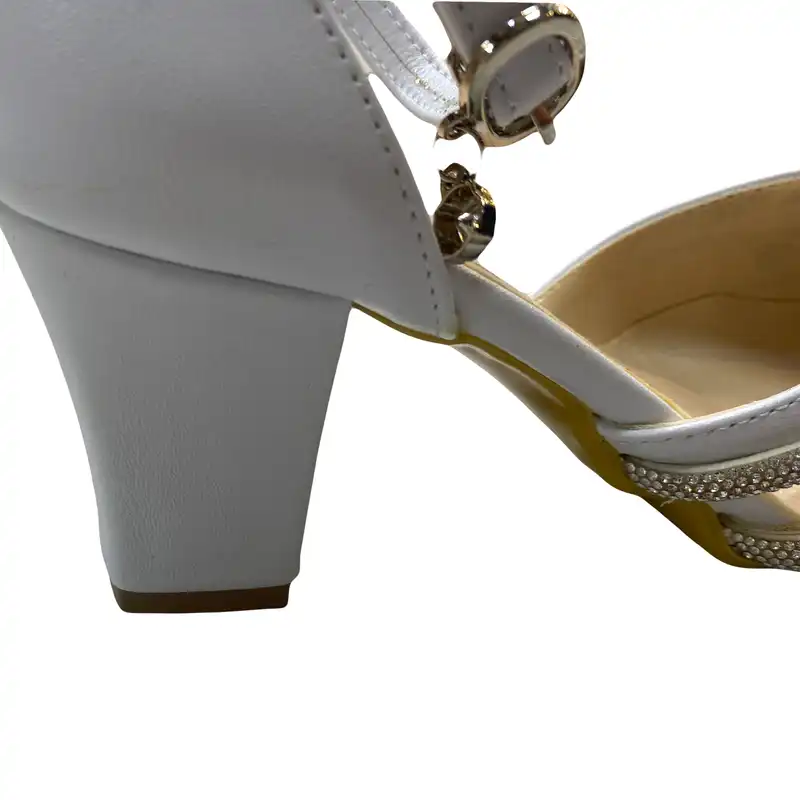 کفش زنانه مدل نگین اشکی