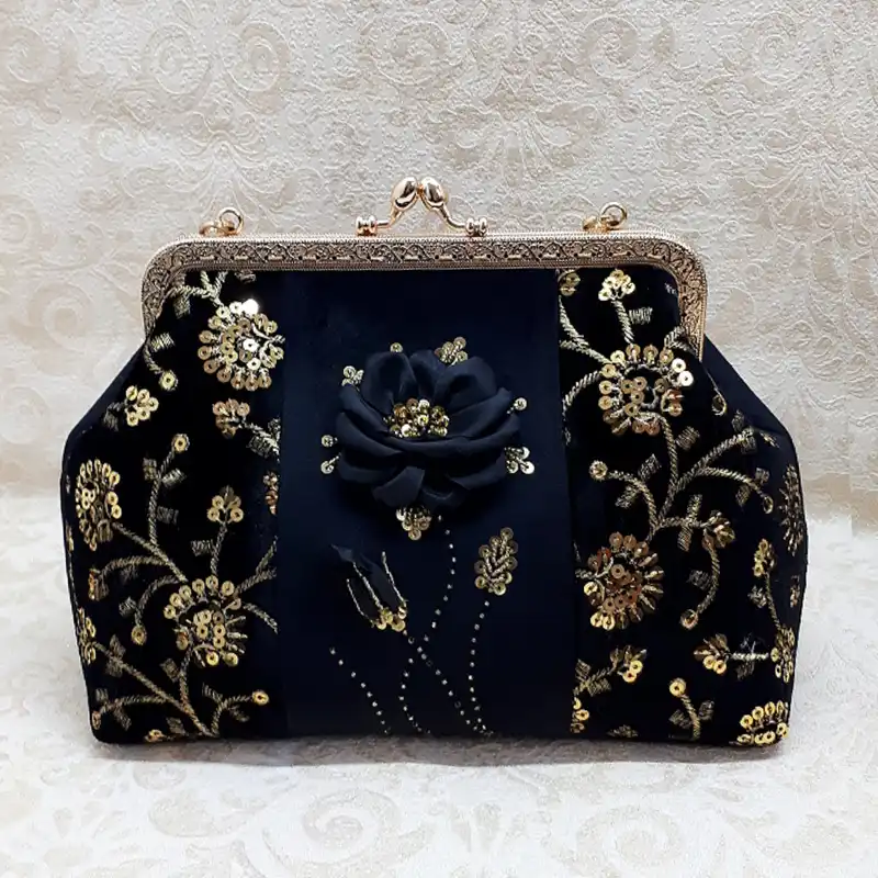 کیف مجلسی زنانه مدل مخمل سوزندوزی