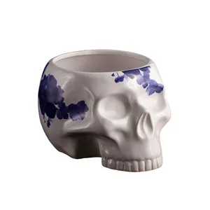 تندیس فردریک لورنز مدل لارا کرافت