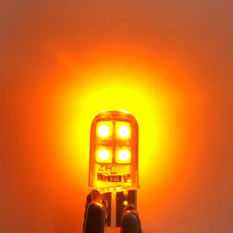 لامپ ال ای دی خودرو اف اچ دی مدل OR-8 بسته دو عددی