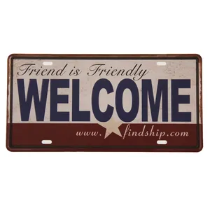 دیوارکوب طرح Friendly