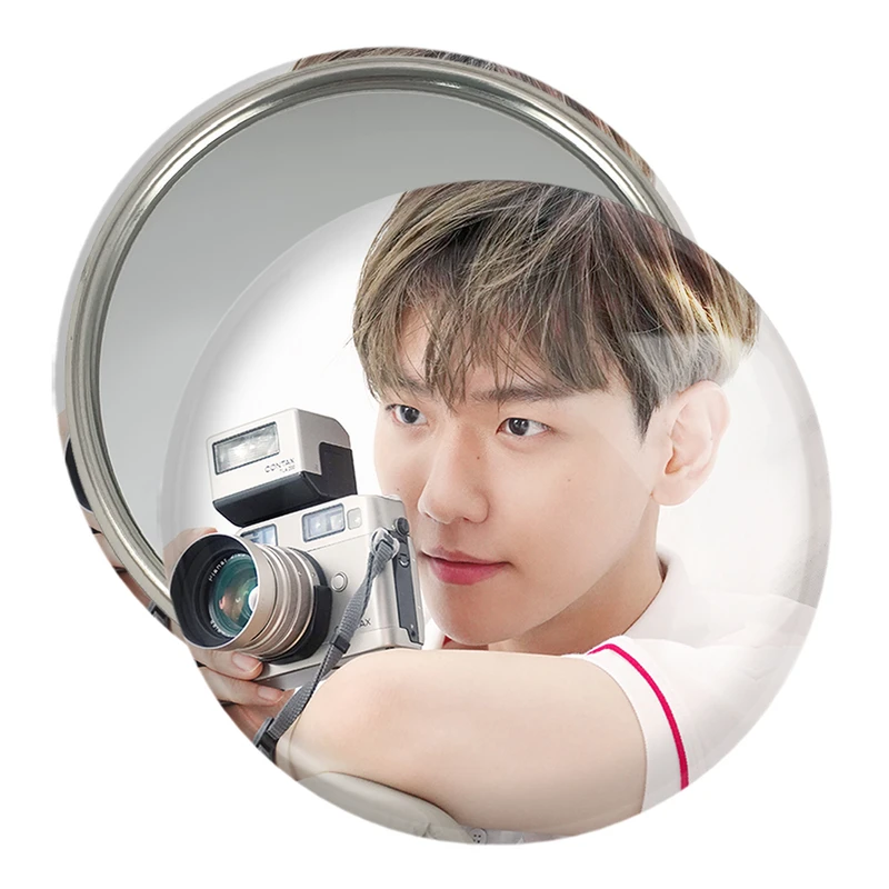 آینه جیبی خندالو مدل بکهیون گروه اکسو EXO  کد 16852