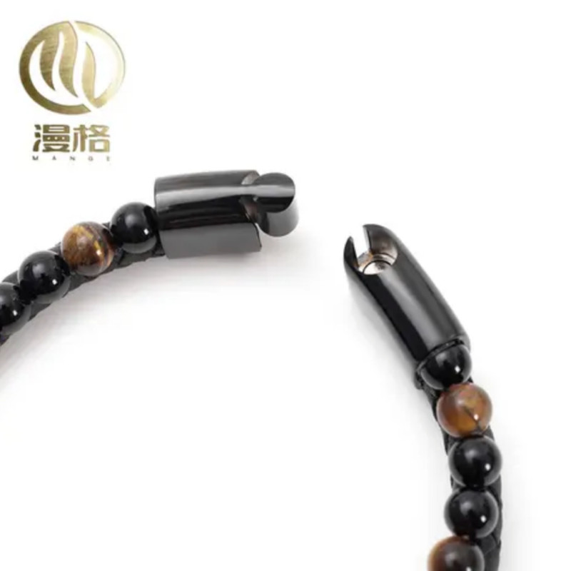 دستبند مردانه مدل چرمی چشم ببر کد 3066