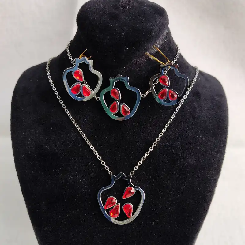 نیم ست زنانه مدل انار یلدا