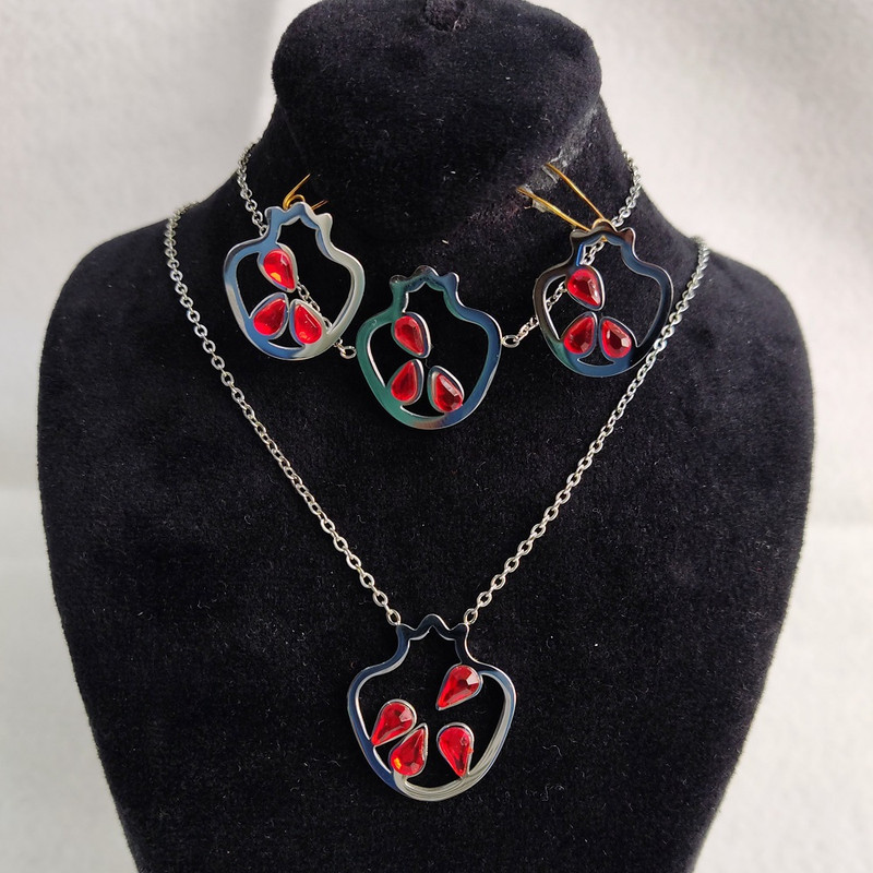 نیم ست زنانه مدل انار یلدا نیم ست زنانه مدل انار یلدا