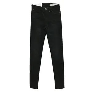 شلوار جین زنانه اسمارا مدل 312551