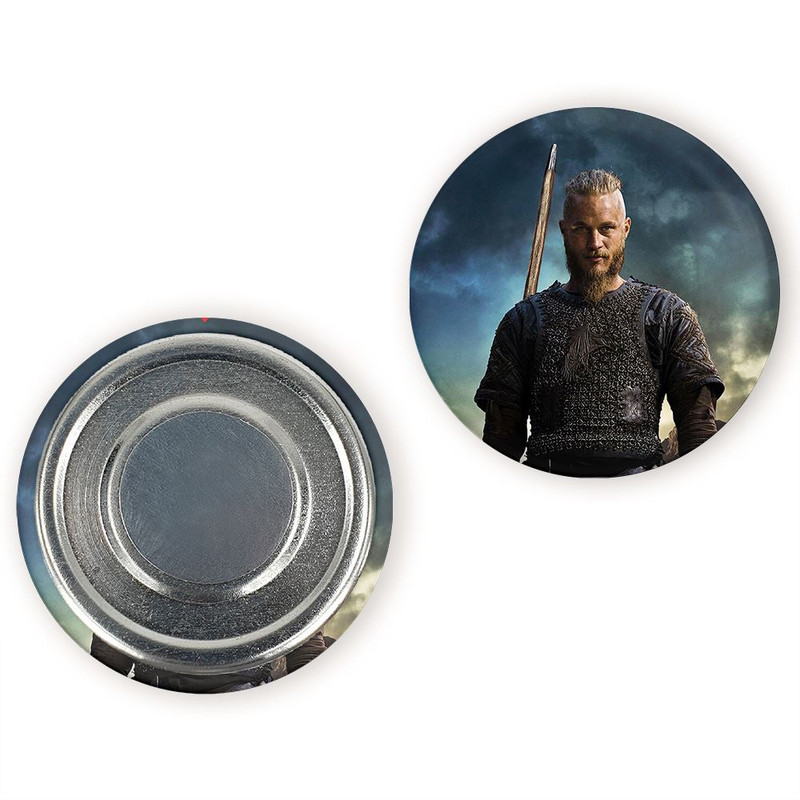 مگنت خندالو مدل رگنار سریال وایکینگ ها Vikings کد 29109