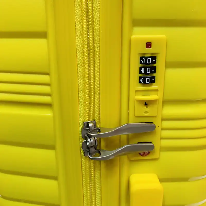 چمدان مونزا مدل C0530 سایز متوسط